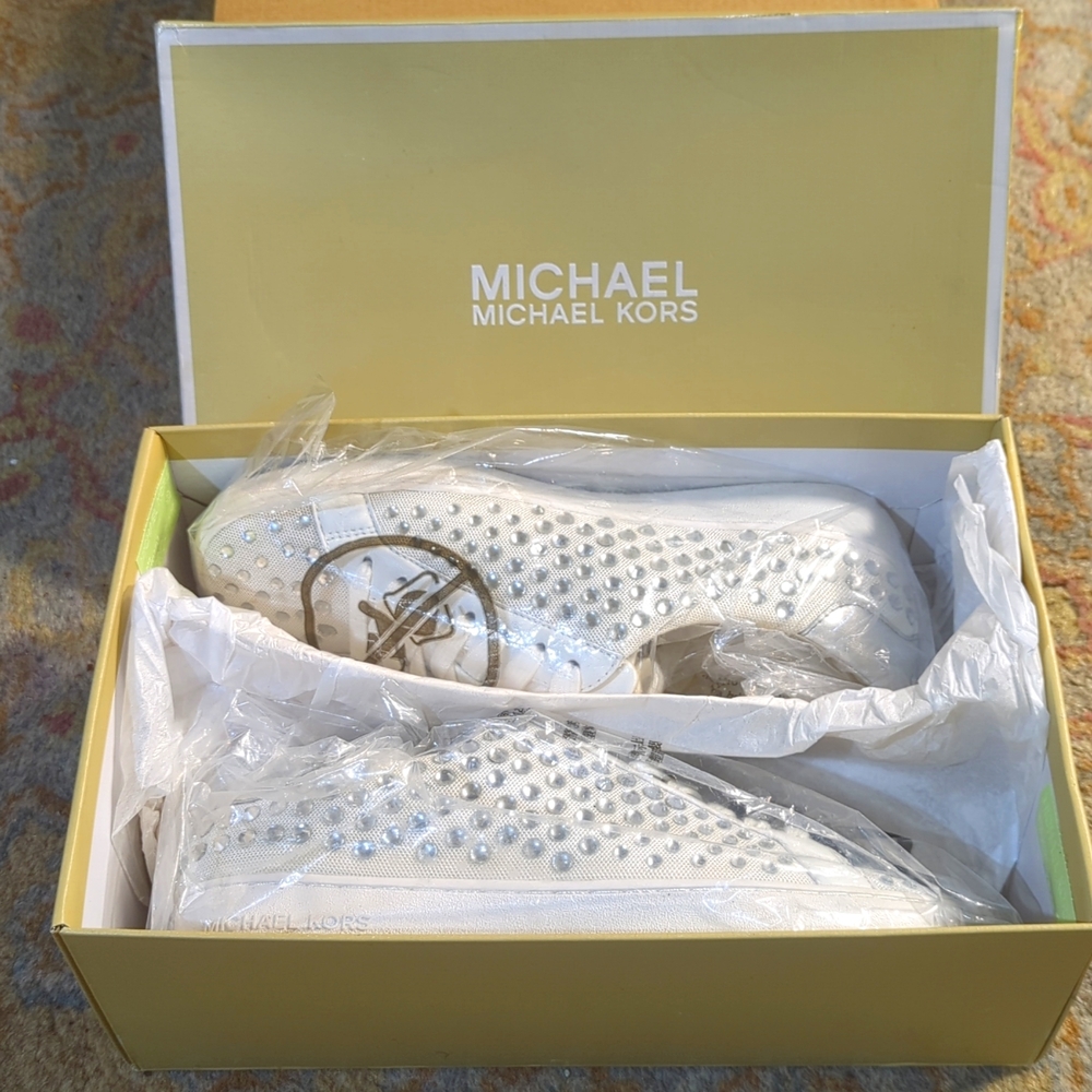 ❤️ Michael Kors Irving Lace Up Embellished Mesh Sneakers